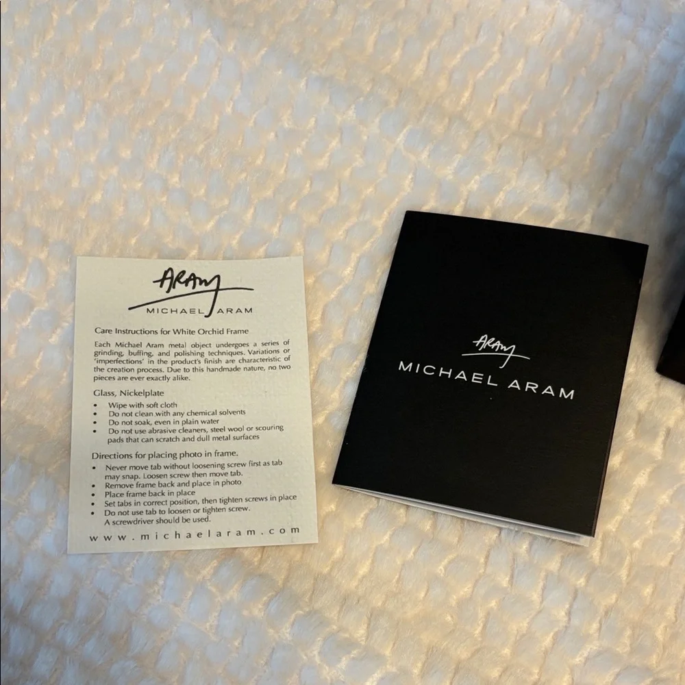 New In Box Michael Aram Floral Silver Picture Frame - Picture 2 of 3